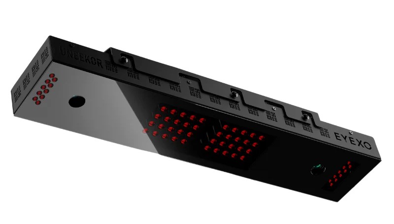 Uneekor Eye XO overhead launch monitor